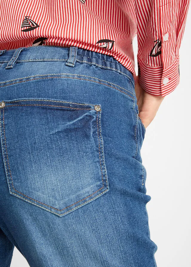 Bermudas vaqueras, elásticas, con bajo enrollado Vaquero azul