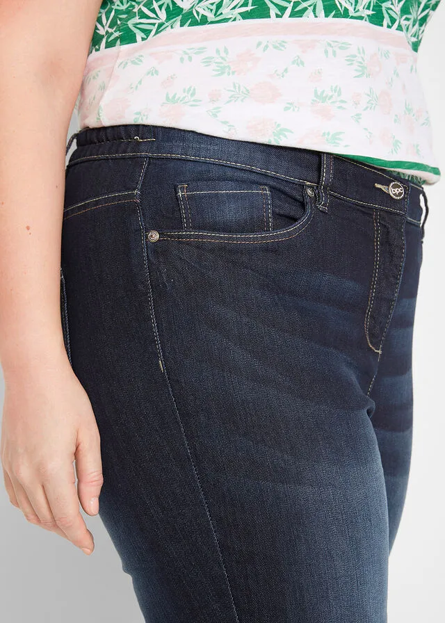 Bermudas vaqueras, elásticas, con bajo enrollado Vaquero oscuro
