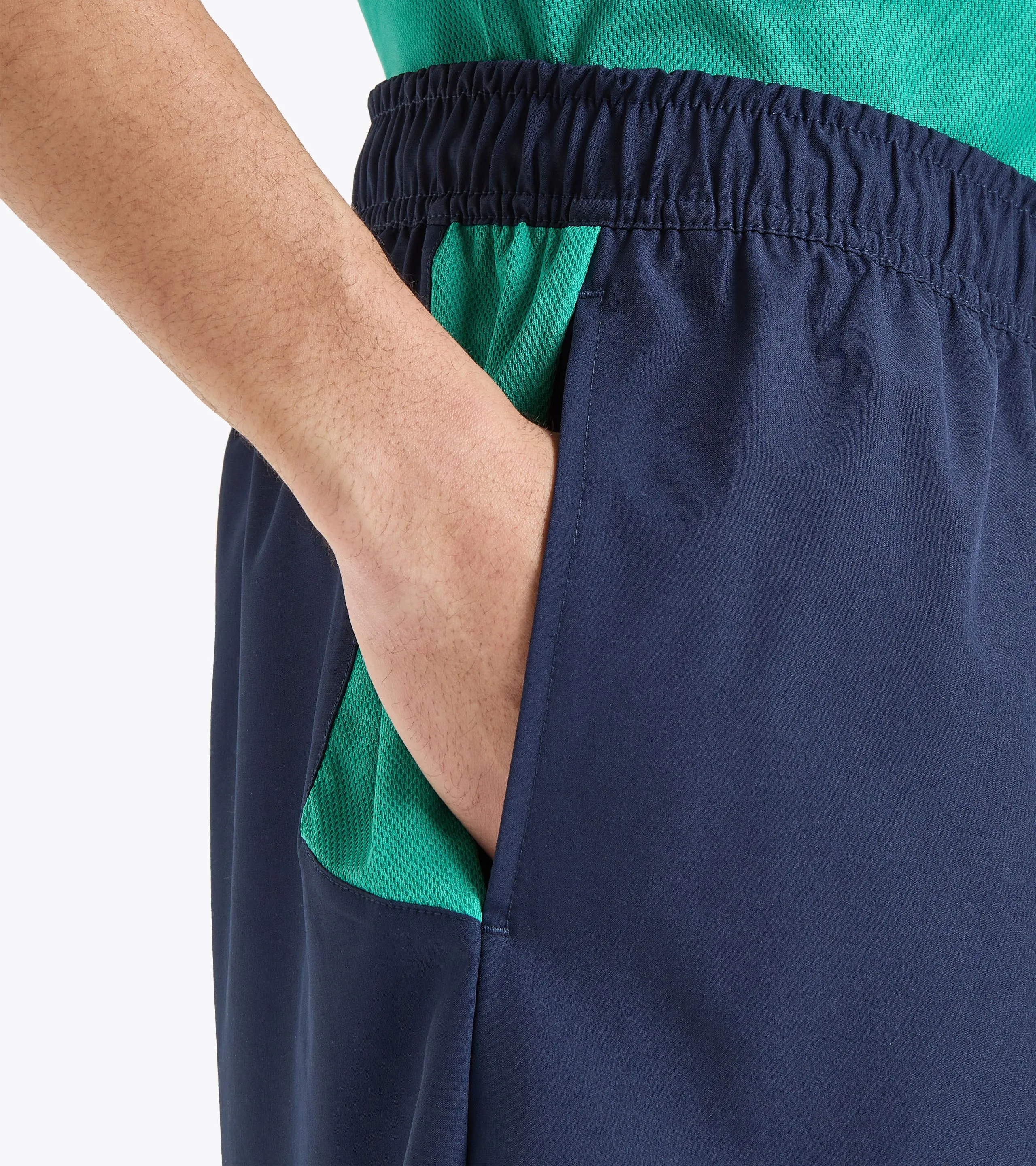 CORE BERMUDA PANTALONES DE TENIS  HOMBRE