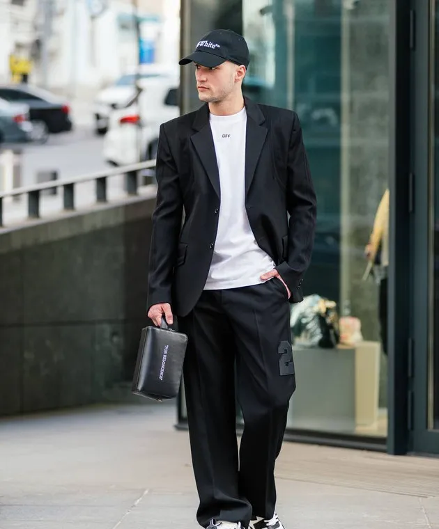 OFFWHITE BLACK PANTS MADE OF WOOL WITH APPLIQUéS