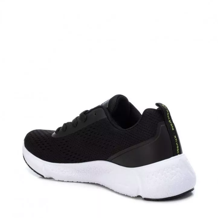 Zapatillas deportivas Xti 04355903 negras textiles